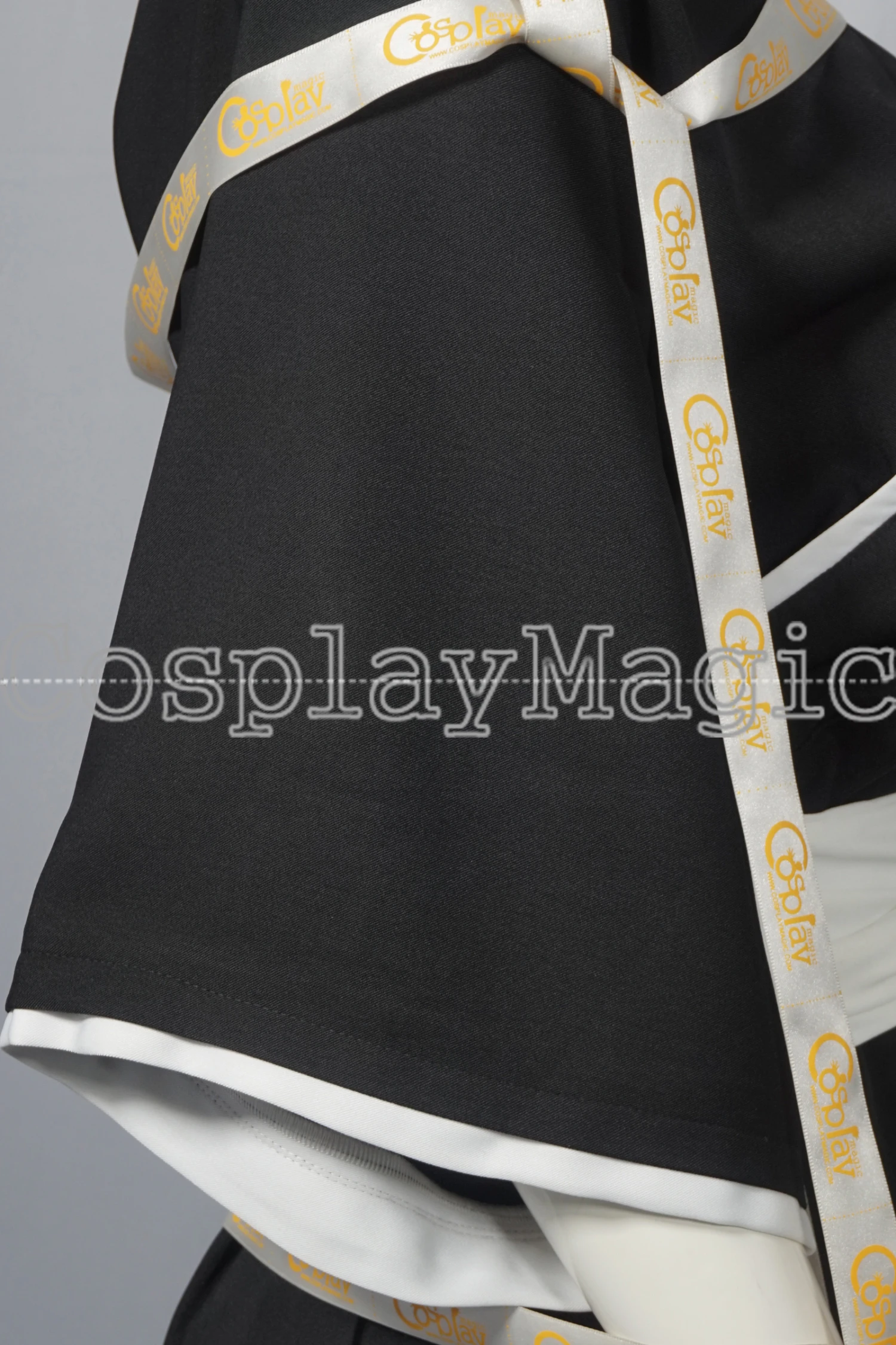 Bleach 11th Division Lieutenant Yachiru Kusajishi Cosplay 13 Bleach 11th Division Lieutenant Yachiru Kusajishi Cosplay - Image 13