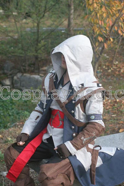 Assassin's Creed III Connor Kenway Cosplay 7 Assassin's Creed III Connor Kenway Cosplay - Image 7