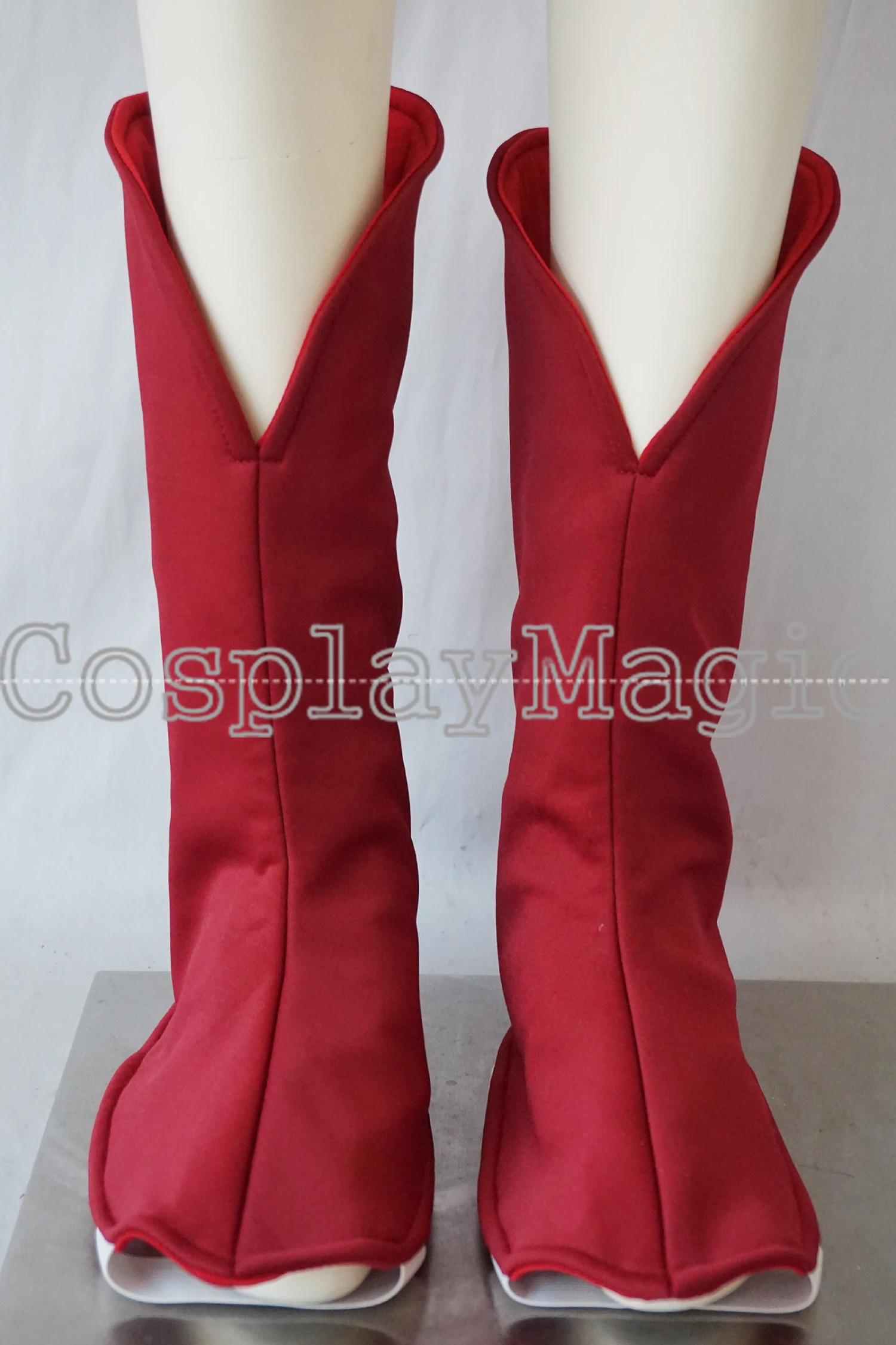 My Hero Academia Momo Yaoyorozu Cosplay 13 My Hero Academia Momo Yaoyorozu Cosplay - Image 13