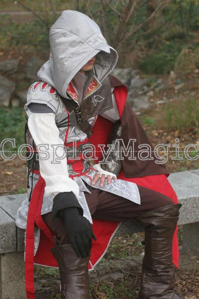 Assassin's Creed II Ezio Auditore Da Firenze Cosplay 9 Assassin's Creed II Ezio Auditore Da Firenze Cosplay - Image 9