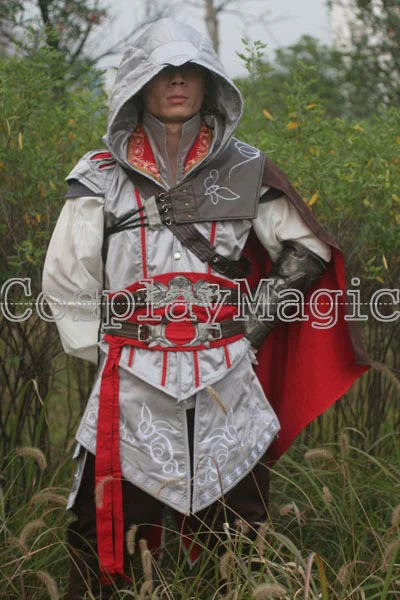 Assassin's Creed II Ezio Auditore Da Firenze Cosplay 7 Assassin's Creed II Ezio Auditore Da Firenze Cosplay - Image 7