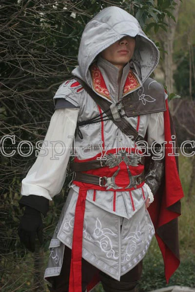 Assassin's Creed II Ezio Auditore Da Firenze Cosplay 6 Assassin's Creed II Ezio Auditore Da Firenze Cosplay - Image 6